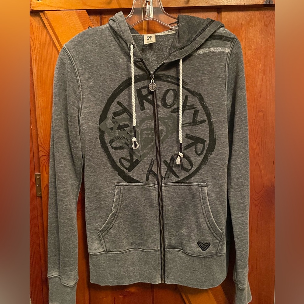 Roxy women’s full dip hoodie. Grey. Small. Excellent condition